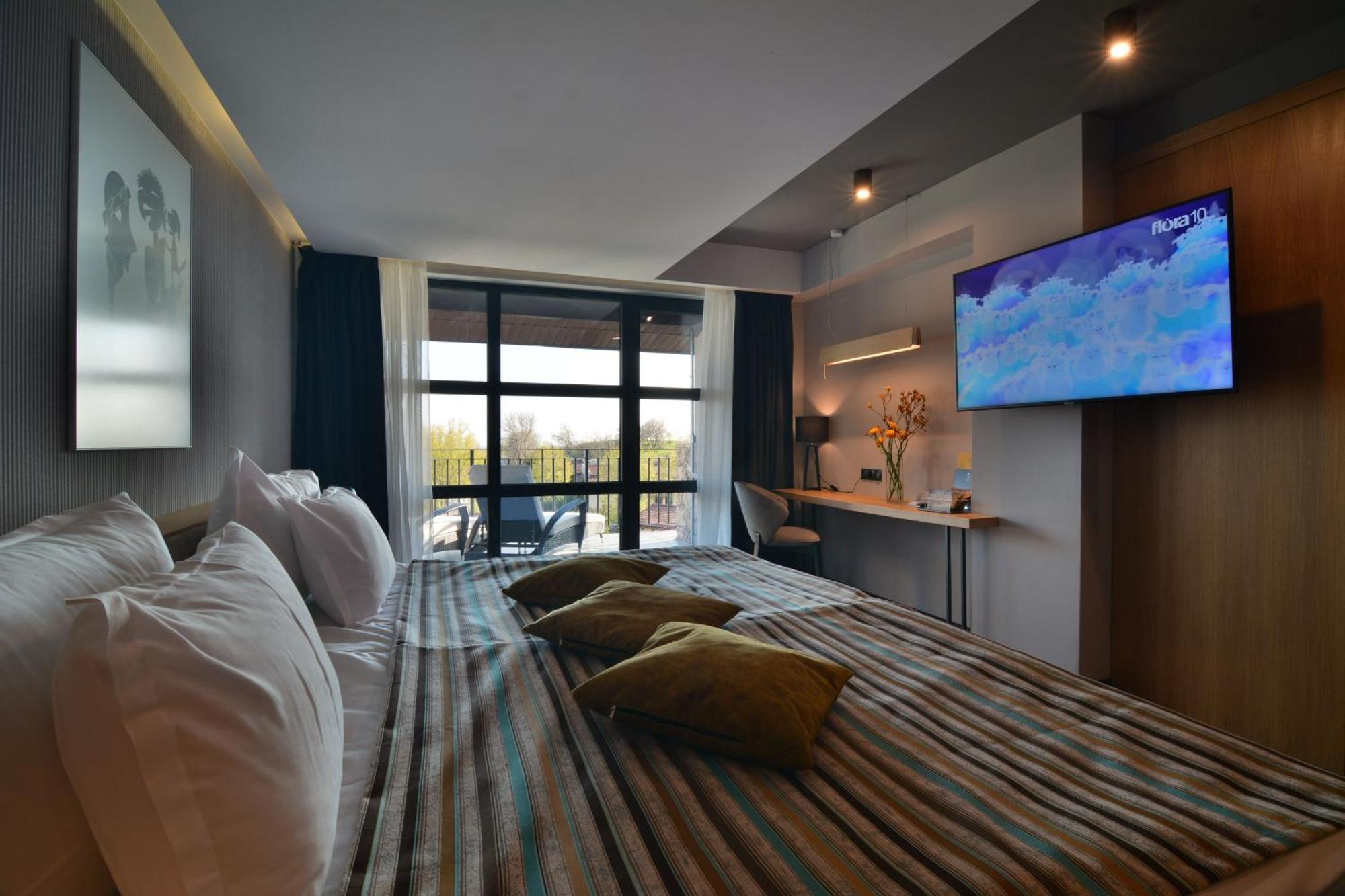 Boutique Hotel by BlackSeaRama Balchik Extérieur photo